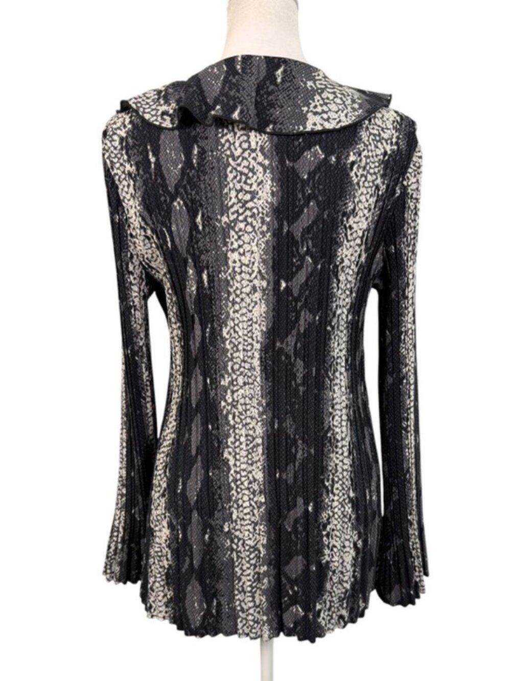 Fred David Stretch Snakeskin Print Ruffle Blouse Large Black Gray Ivory - Picture 4 of 10